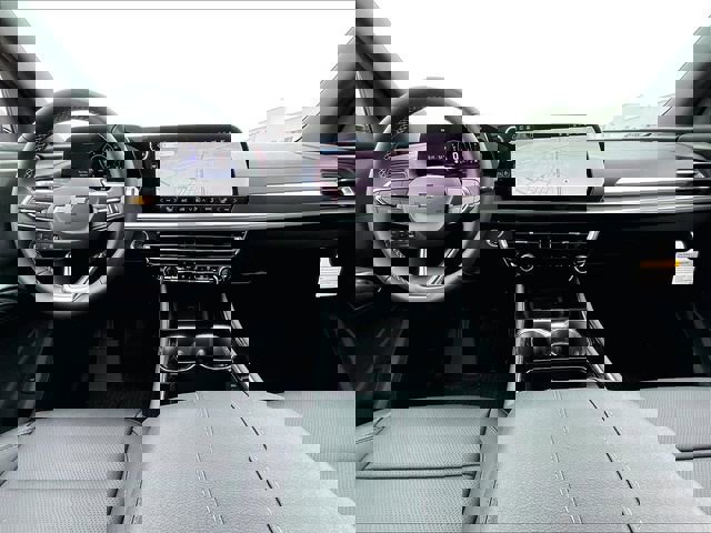 New 2026 Chevrolet Traverse LT w/ Sun and Wheel Package image 11