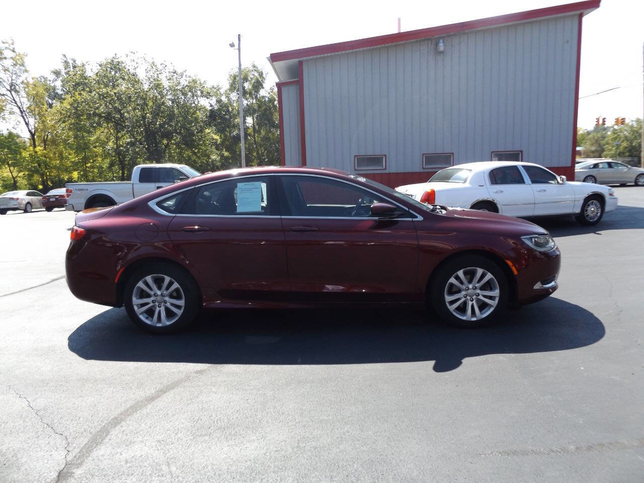 Used 2015 Chrysler 200 Limited w/ Convenience Group image 6