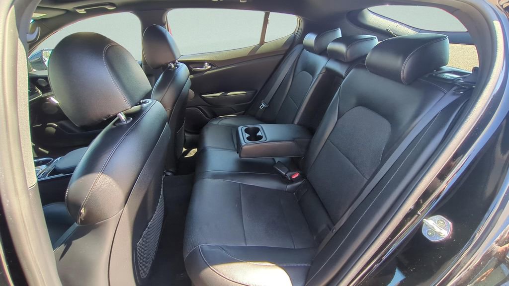 Used 2022 Kia Stinger GT-Line w/ Sun & Sound Package image 12