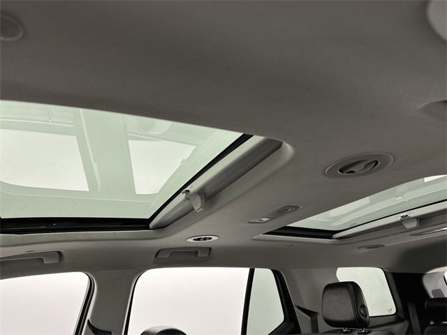 Used 2018 Chevrolet Traverse LT image 22