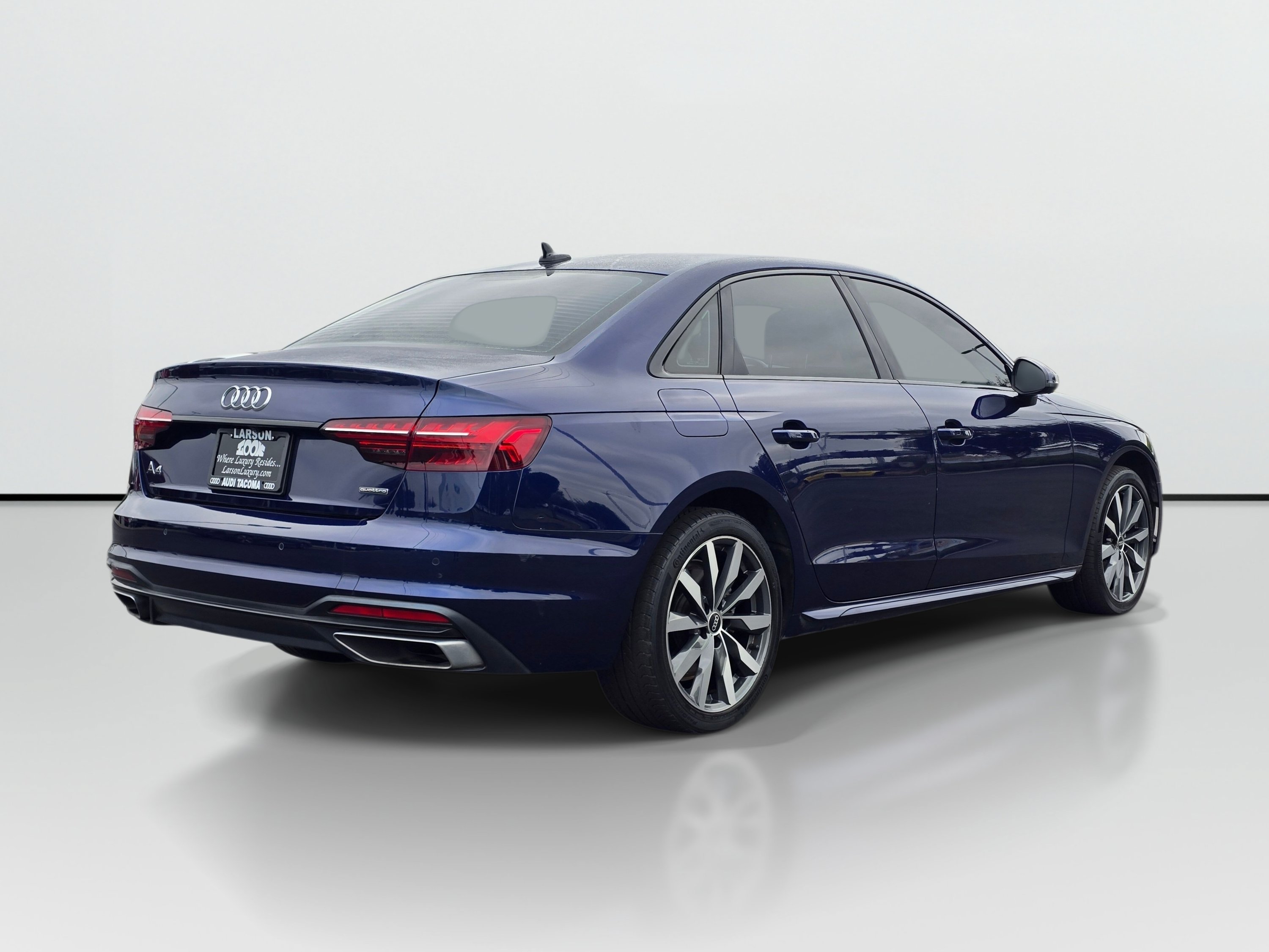 Used 2023 Audi A4 2.0T Premium Plus w/ Premium Plus Package AWD/4WD image 5