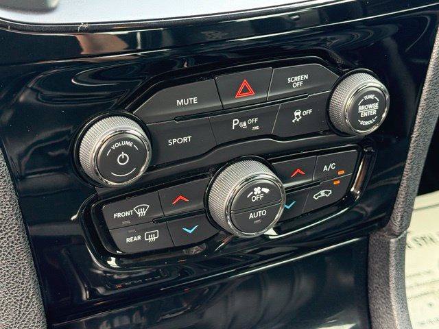 Used 2021 Chrysler 300 S RWD image 14