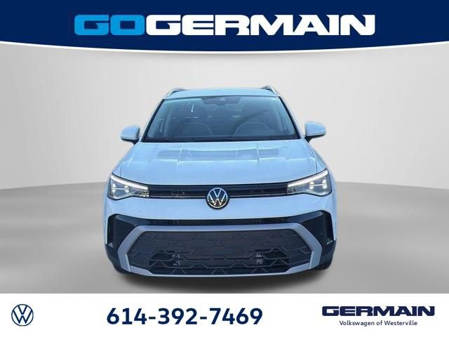 New 2026 Volkswagen Taos SE image 3