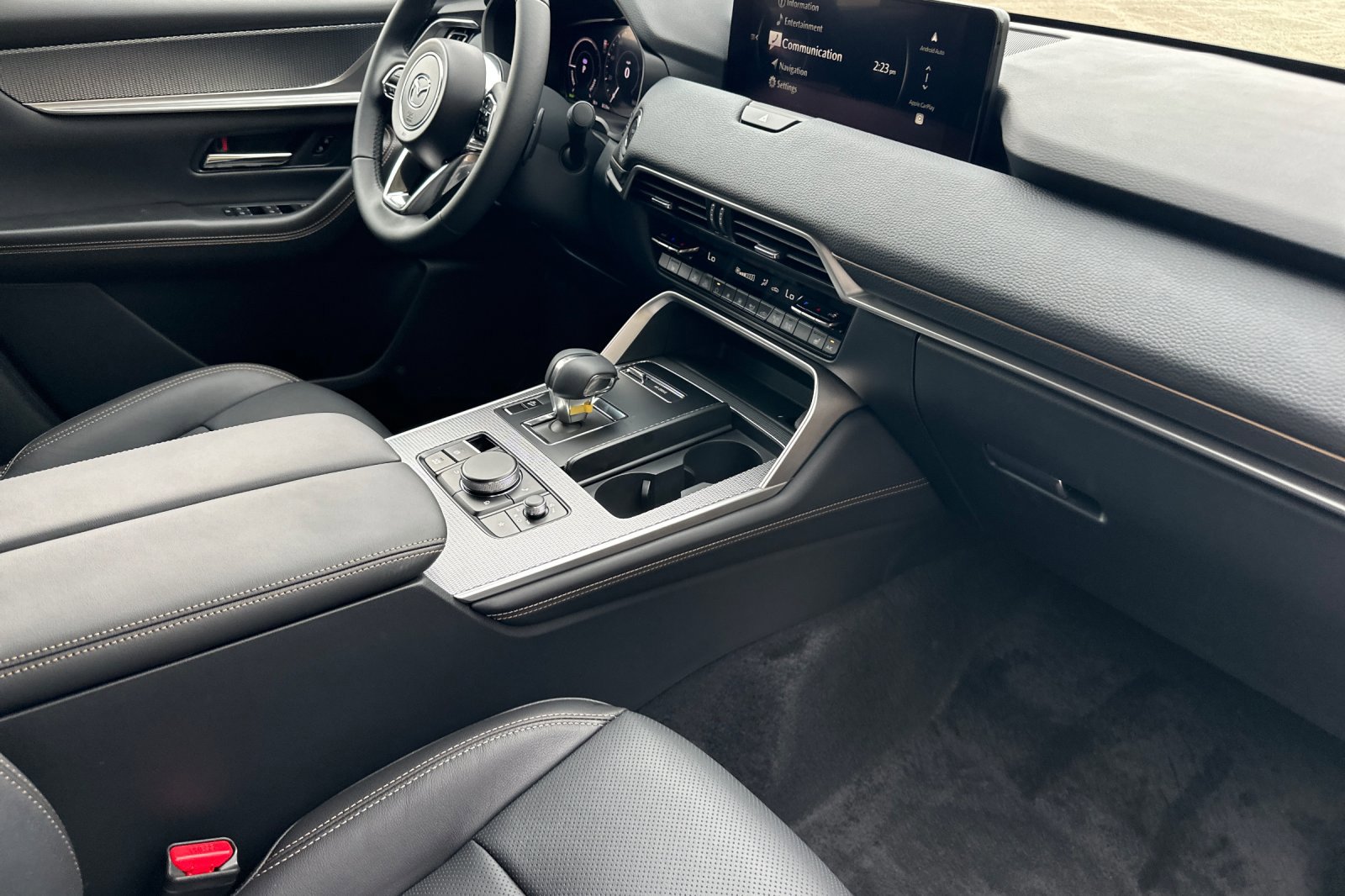 New 2025 MAZDA CX-70 Plug-In Hybrid w/ Premium Pkg image 18