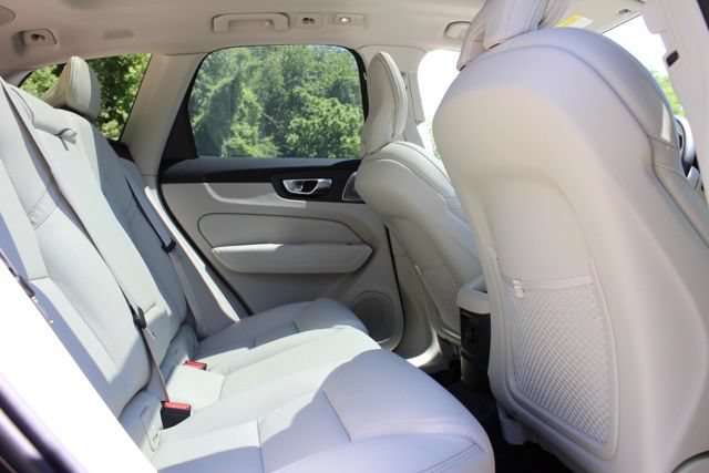 New 2026 Volvo XC60 T8 Ultra w/ Protection Package Premier AWD/4WD image 18