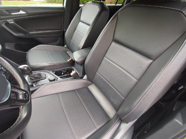 Used 2021 Volkswagen Tiguan SE AWD/4WD image 27