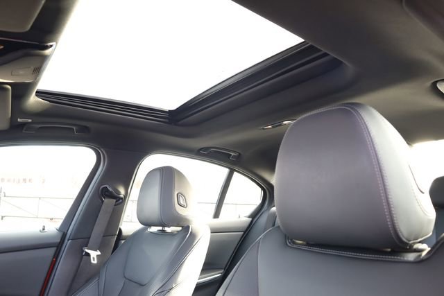 Used 2023 BMW 330i xDrive Sedan w/ Driving Assistance Package image 23