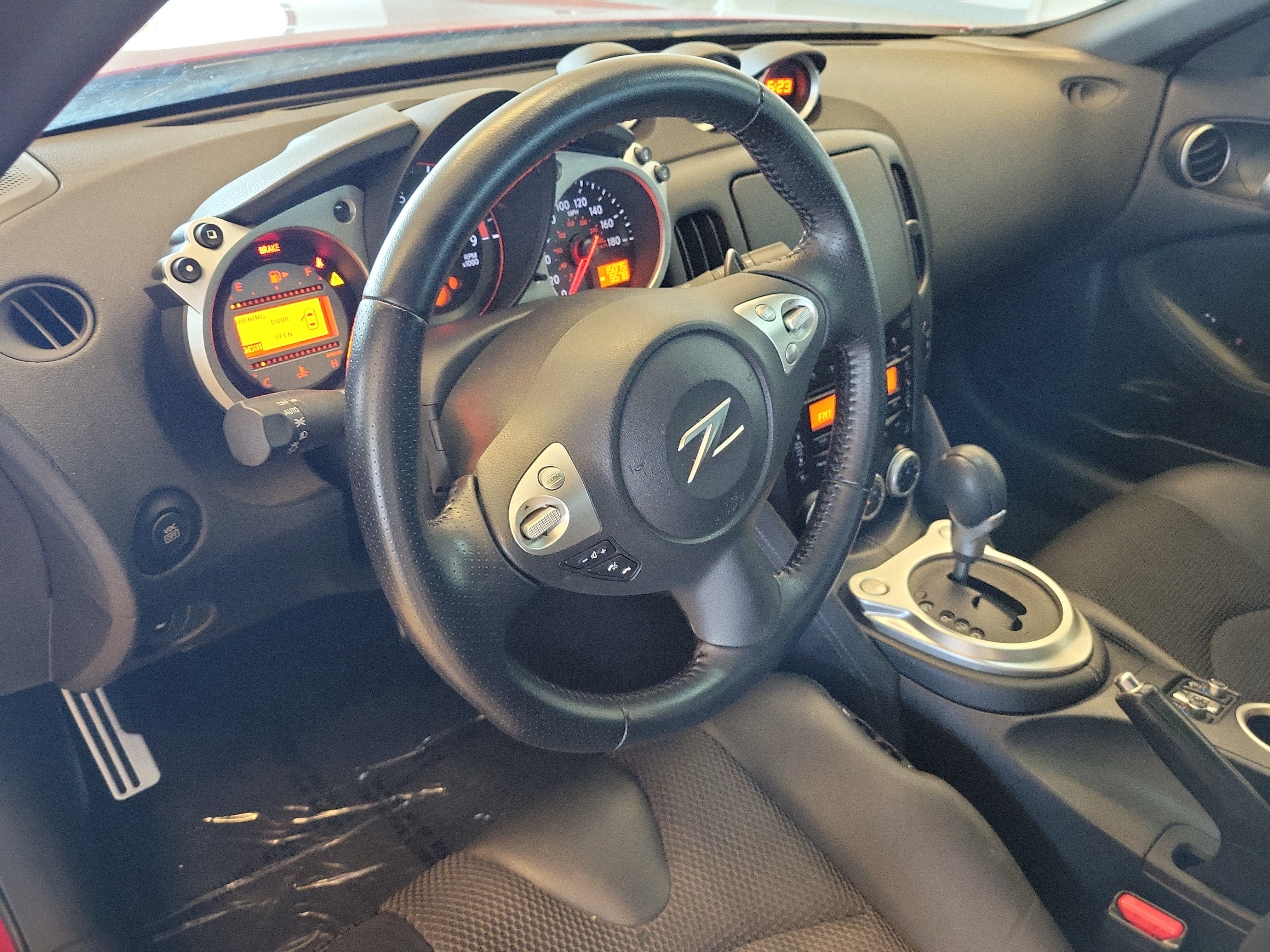 Used 2010 Nissan 370Z Touring RWD image 19