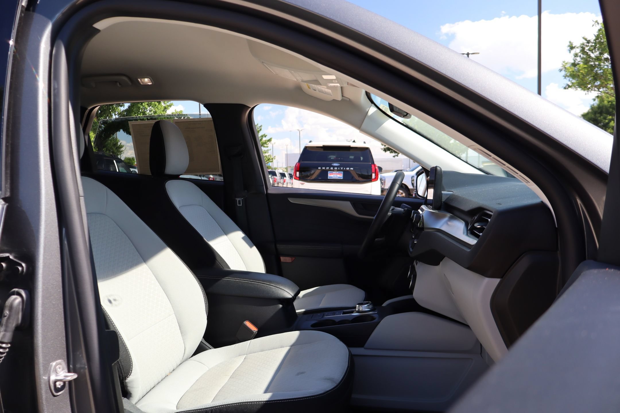 Used 2024 Ford Escape Active FWD image 29
