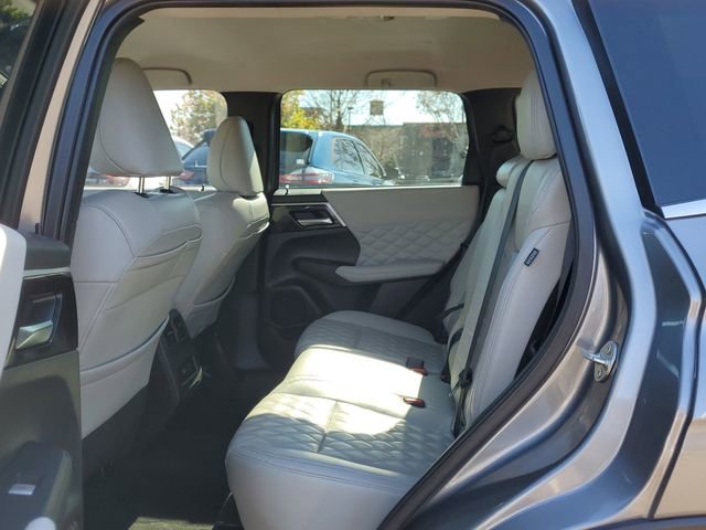 Used 2022 Mitsubishi Outlander SEL image 14