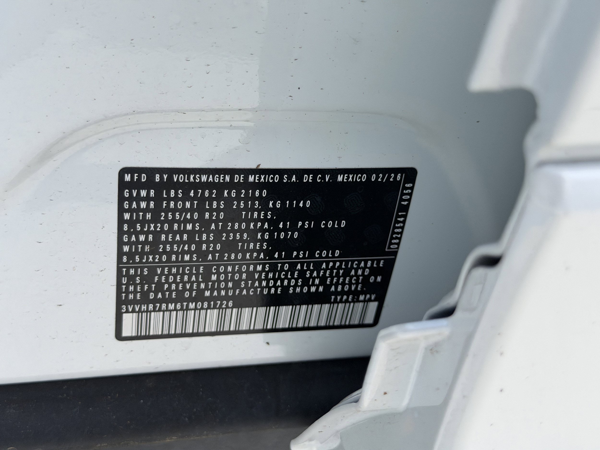 New 2026 Volkswagen Tiguan SE R-Line FWD image 31
