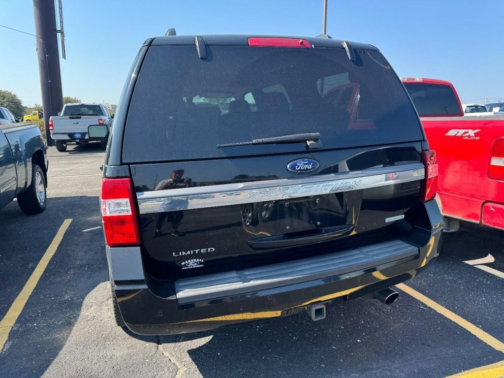 Used 2017 Ford Expedition Limited w/ Equipment Group 301A AWD/4WD image 9