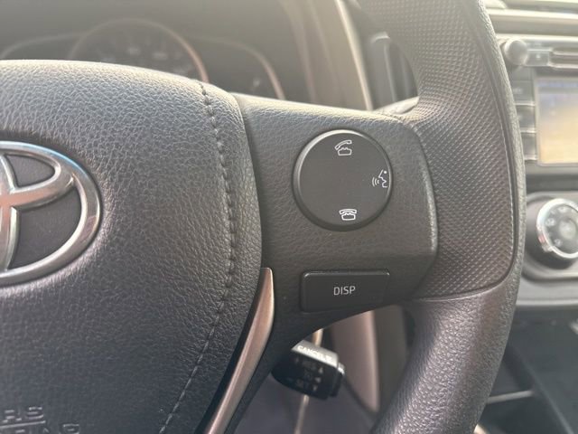 Used 2015 Toyota RAV4 LE image 21