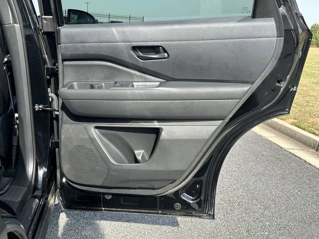 Certified 2025 Nissan Pathfinder Rock Creek image 18