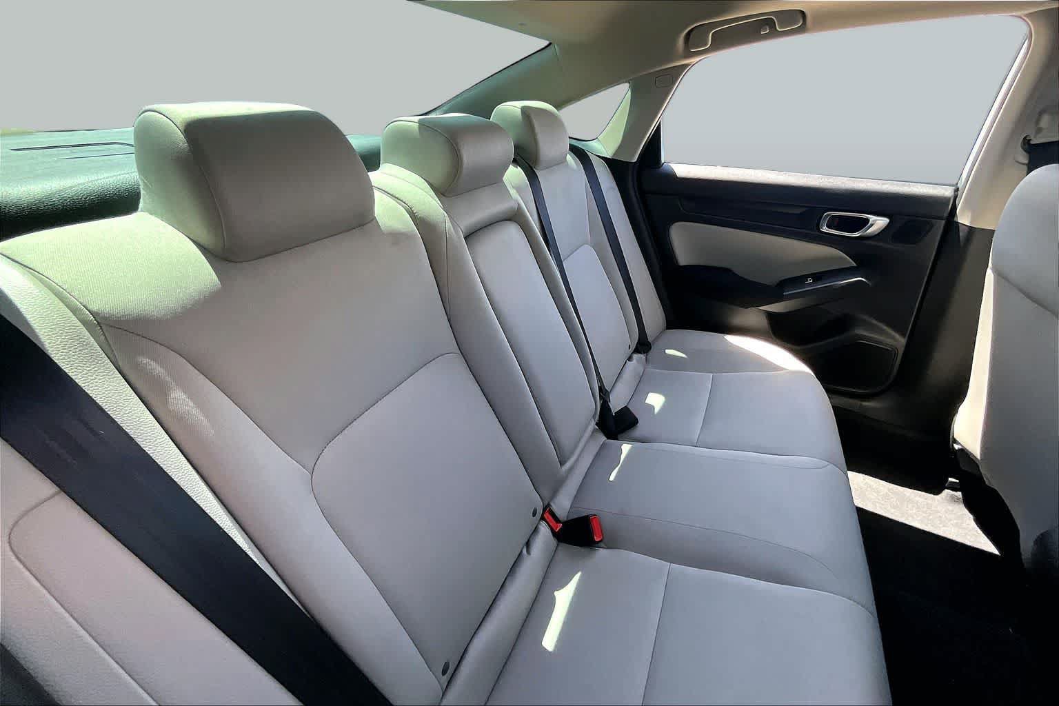 Used 2022 Honda Civic EX image 18