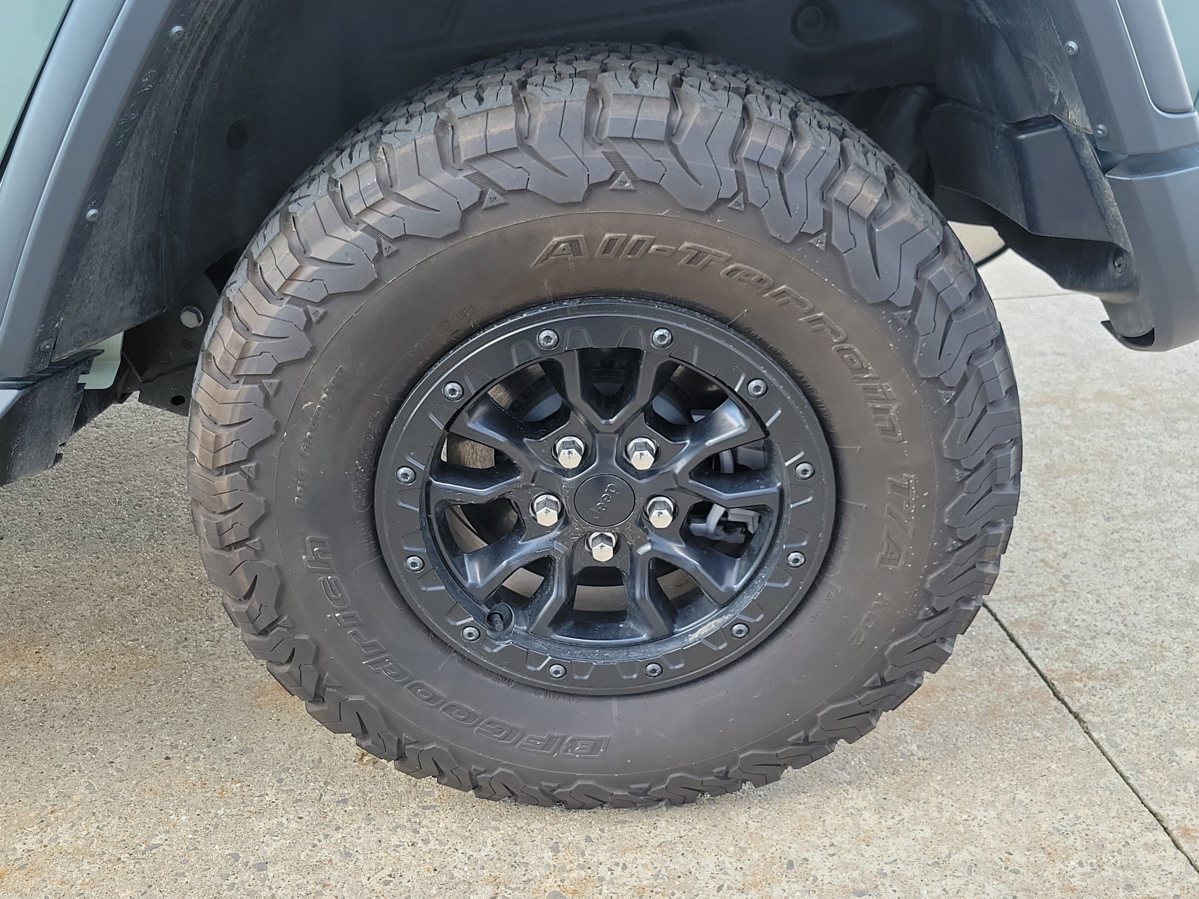 Used 2023 Jeep Wrangler Unlimited Rubicon 4xe image 5