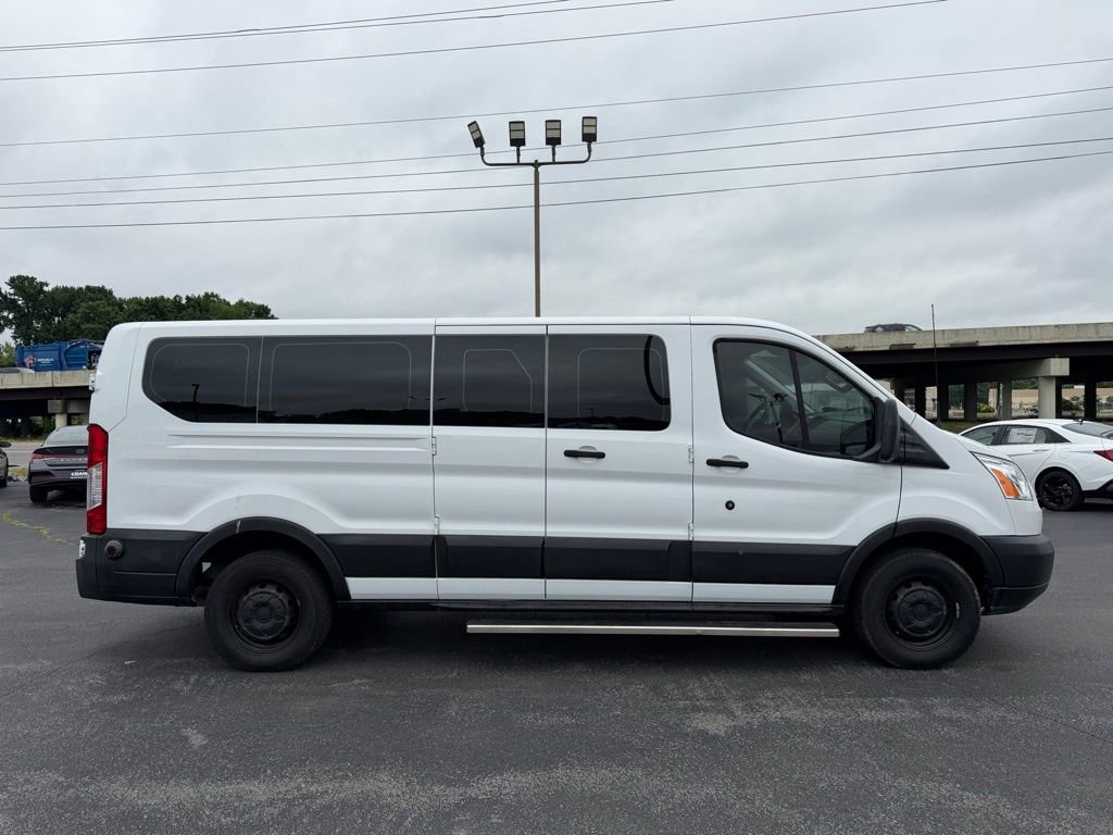 Used 2019 Ford Transit 350 XLT RWD image 3