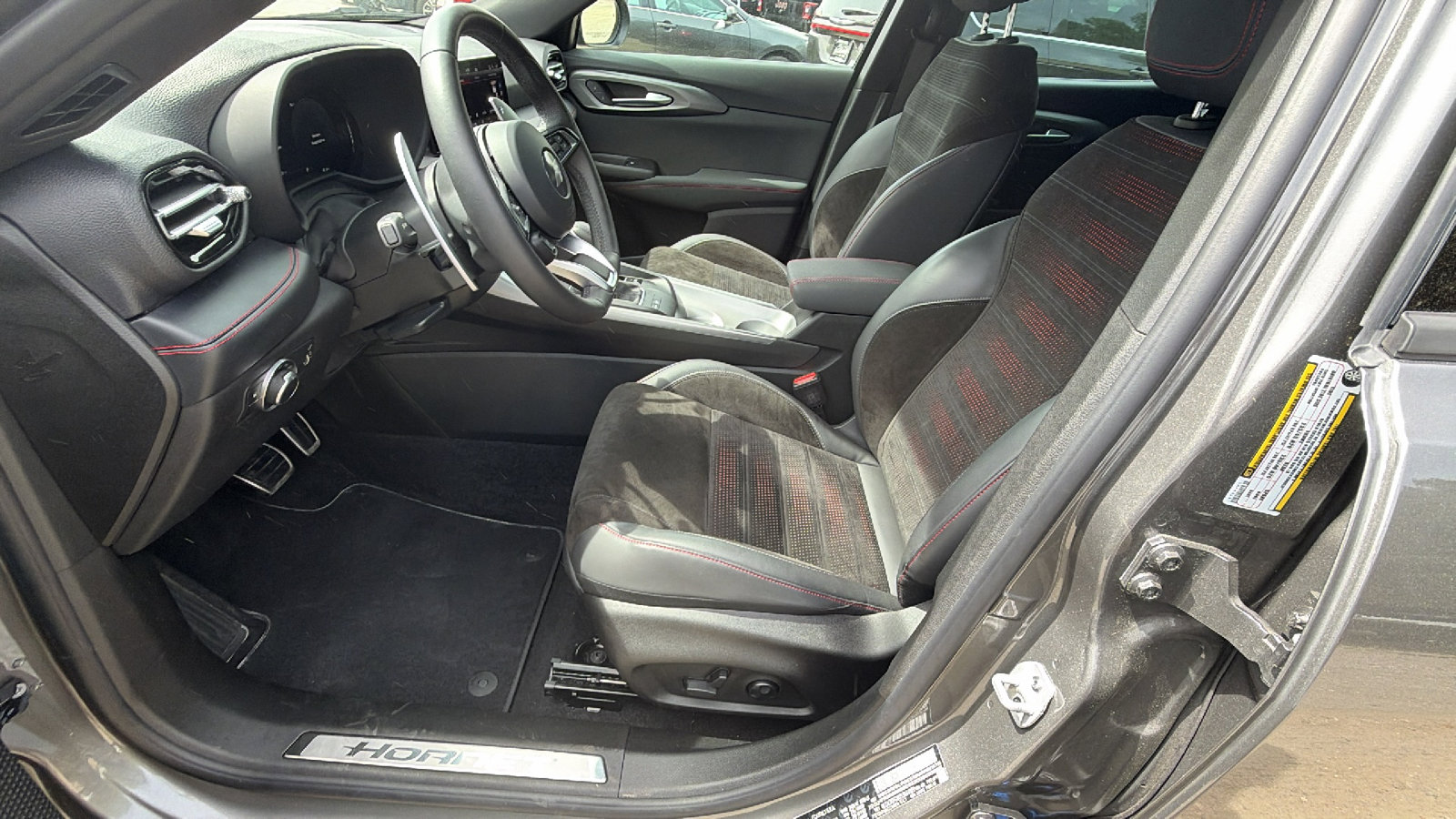 Used 2025 Dodge Hornet R/T image 16