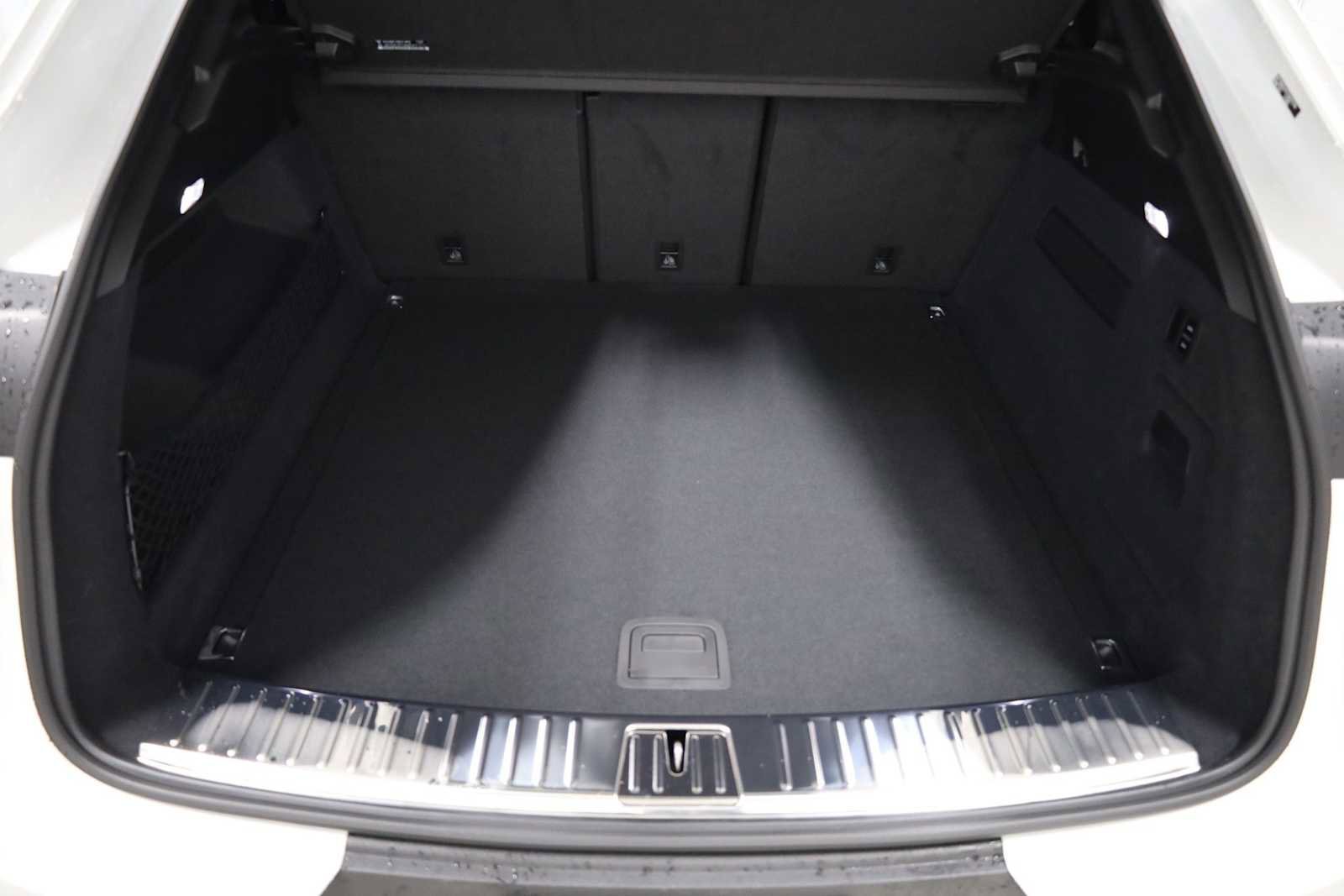 New 2026 Porsche Cayenne Coupe image 40