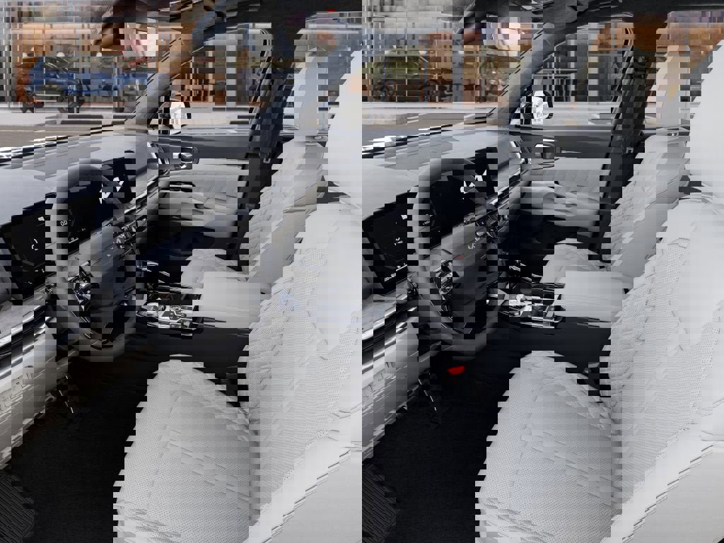 New 2026 Kia Sorento SX Prestige image 17