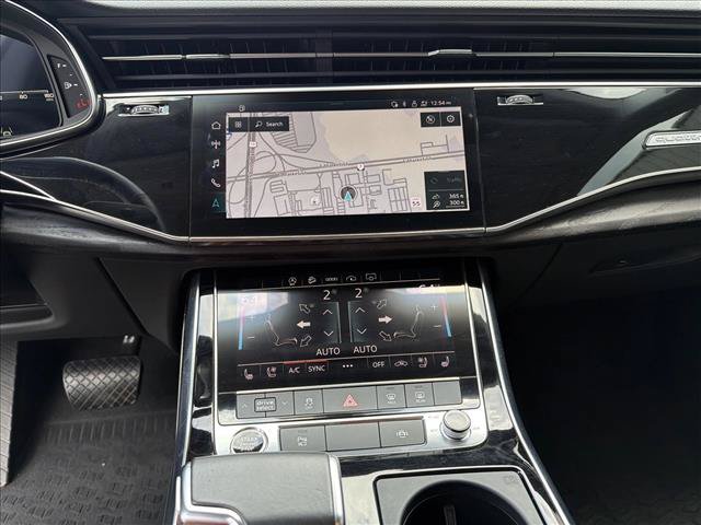 Used 2021 Audi Q8 Premium Plus w/ Premium Plus Package AWD/4WD image 20