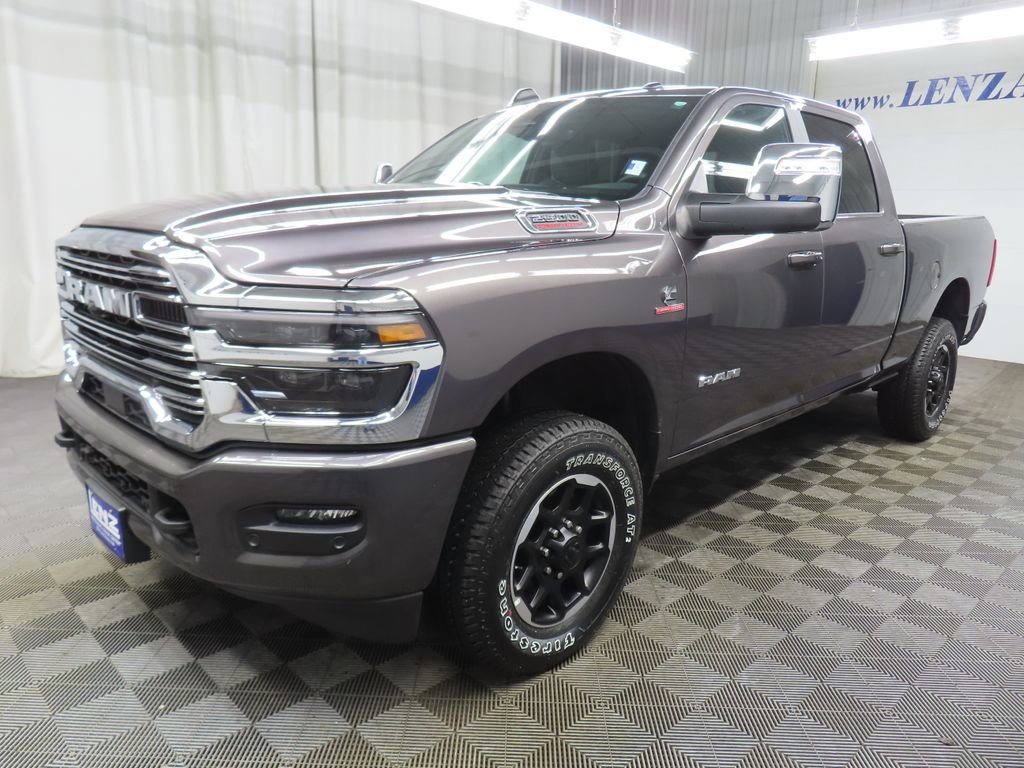 Used 2026 RAM 2500 Laramie AWD/4WD image 7