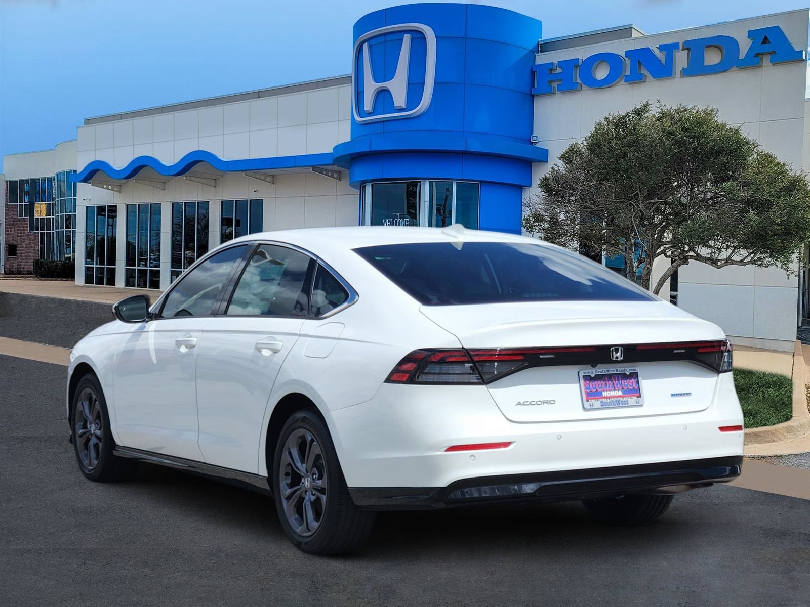 New 2026 Honda Accord EX-L image 4