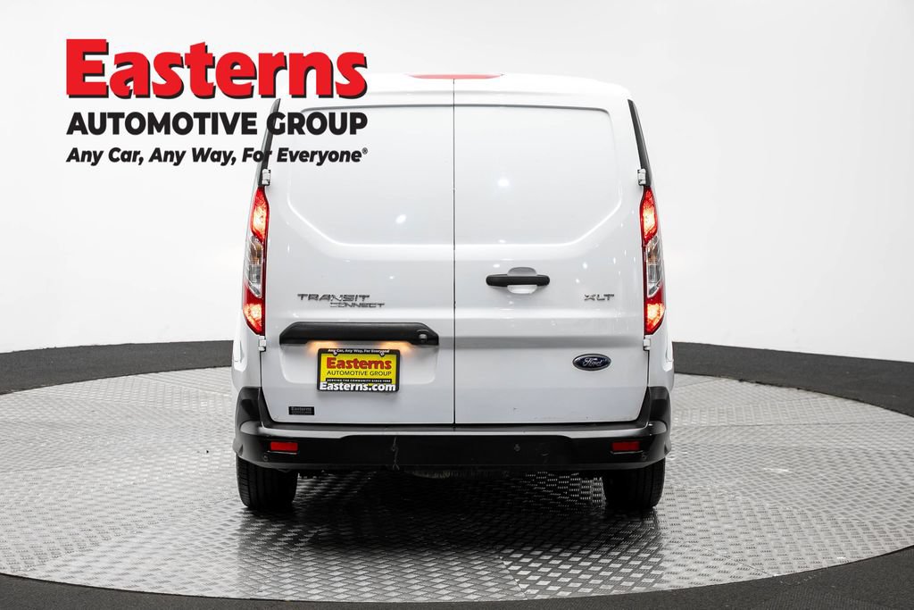 Used 2022 Ford Transit Connect XLT FWD image 6