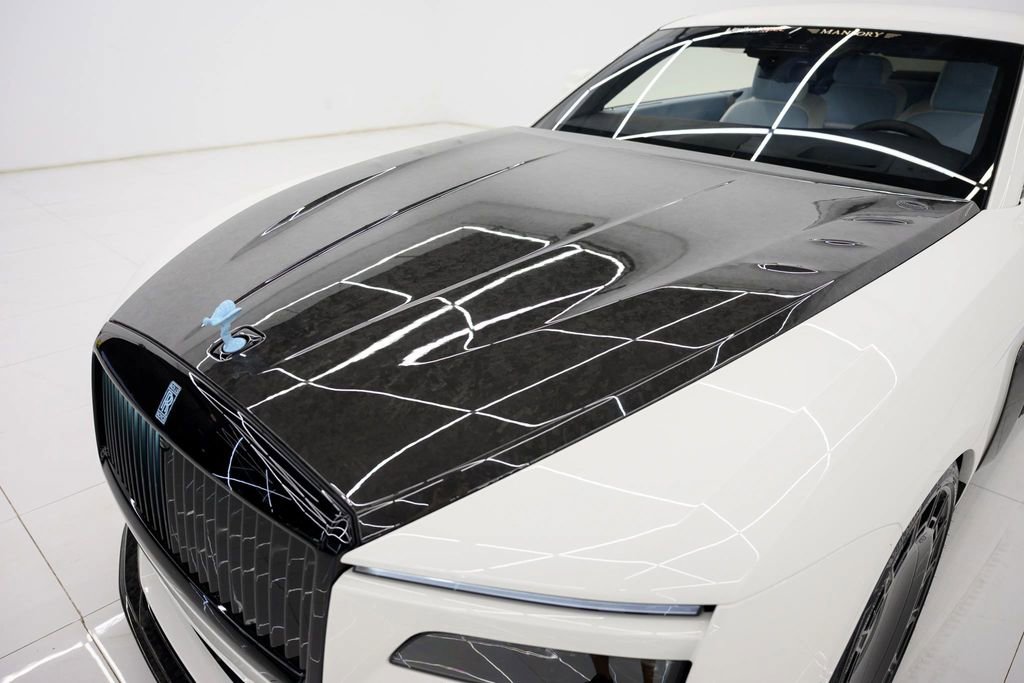 Used 2025 Rolls-Royce Spectre AWD/4WD image 13