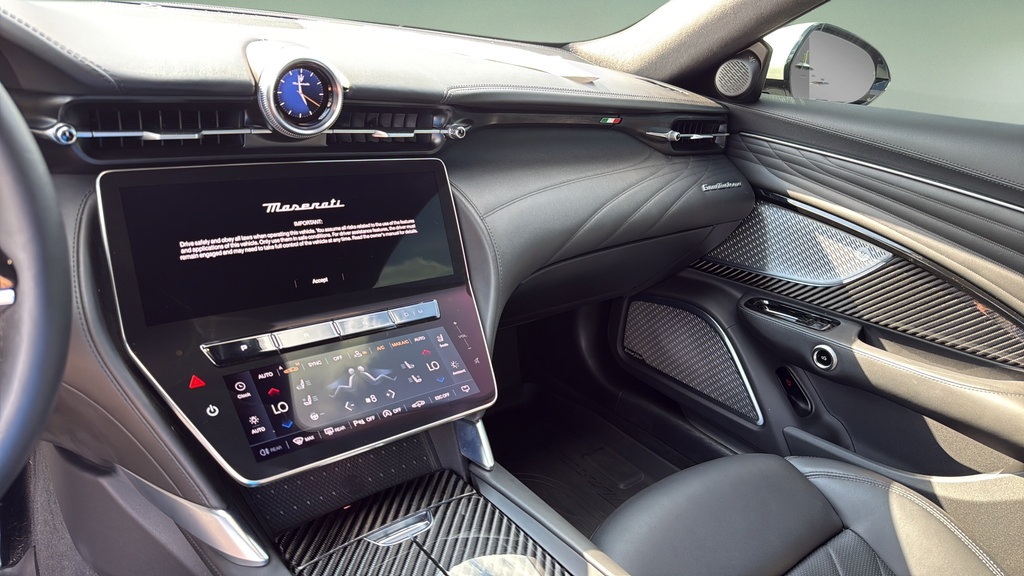 Used 2024 Maserati GranTurismo Modena AWD/4WD image 29