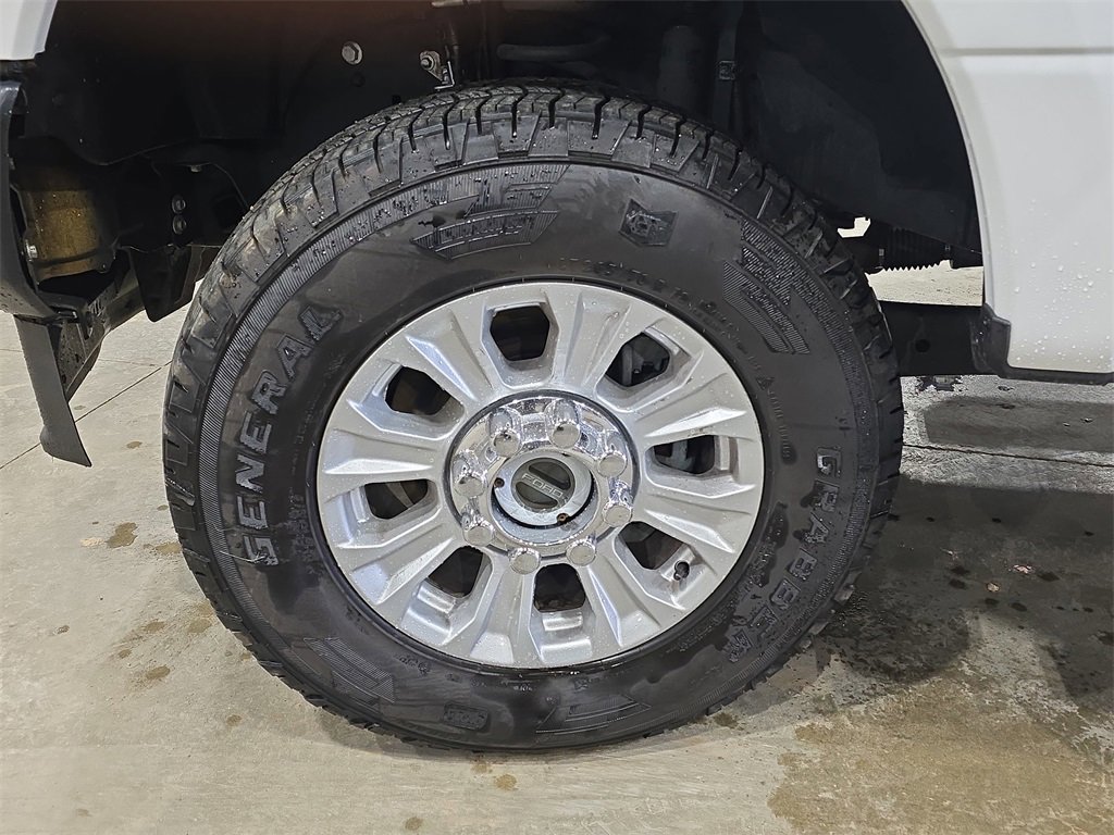 Used 2021 Ford F250 XL w/ Power Equipment Group image 32