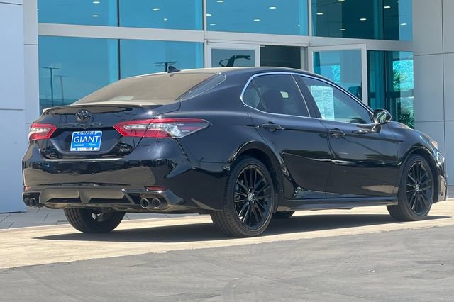 Used 2022 Toyota Camry XSE FWD image 4