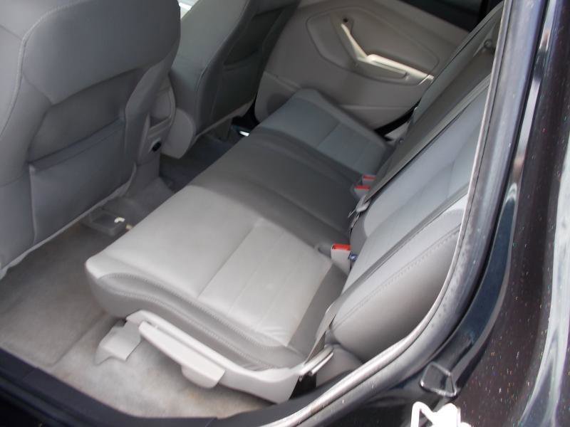 Used 2015 Ford Escape SE FWD image 24