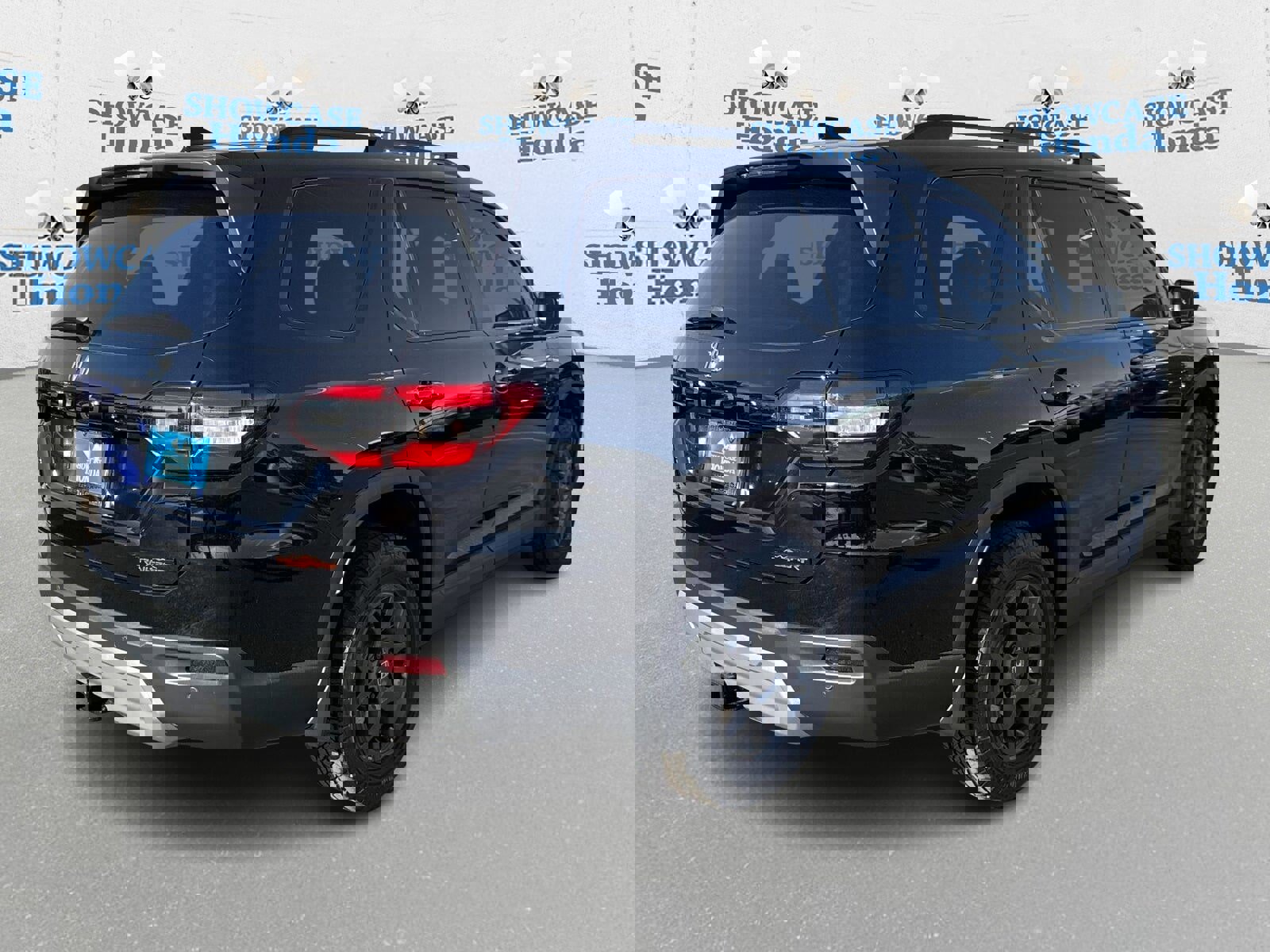 New 2025 Honda Pilot TrailSport image 3