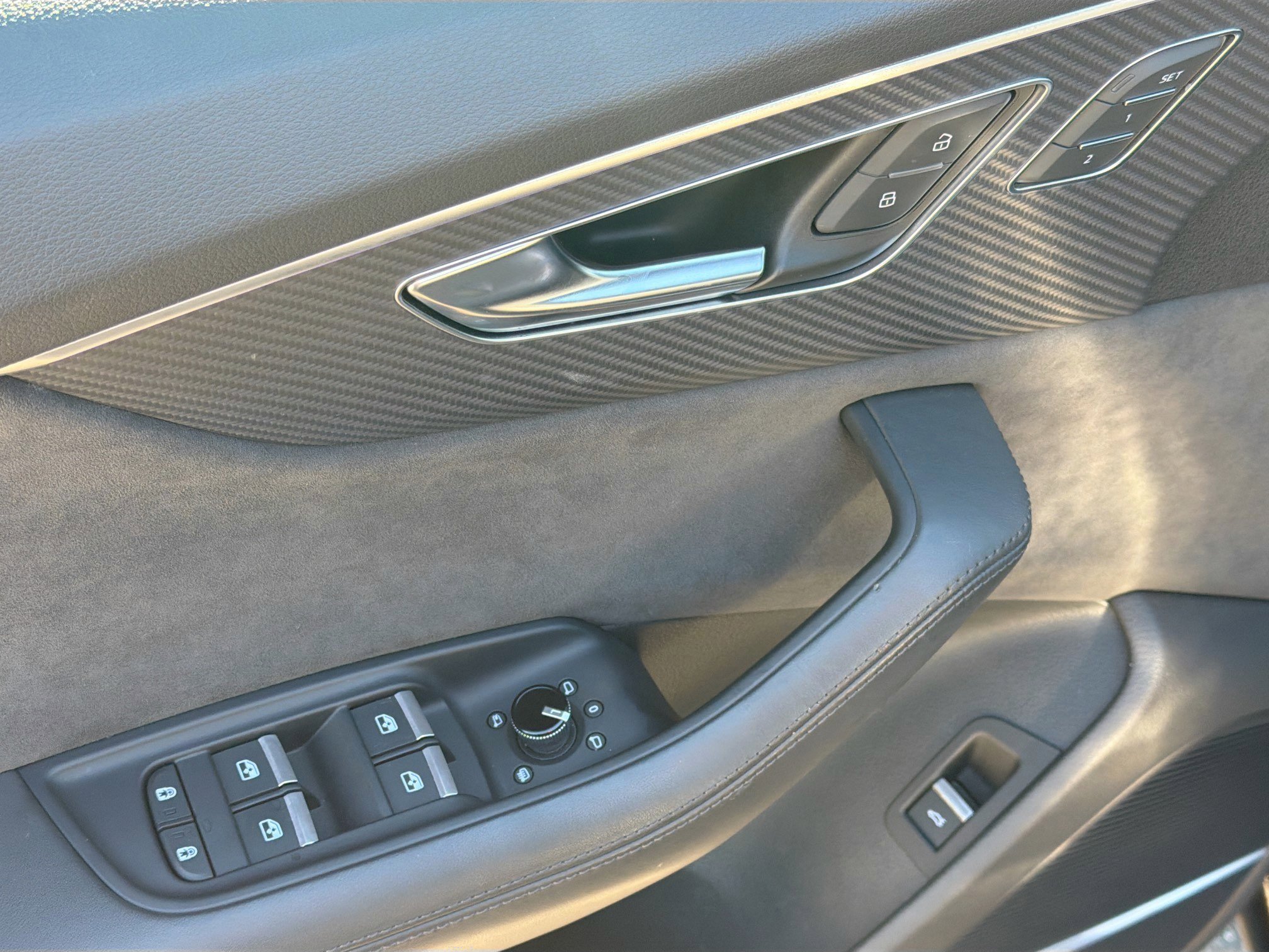 Used 2022 Audi RS Q8 AWD/4WD image 22