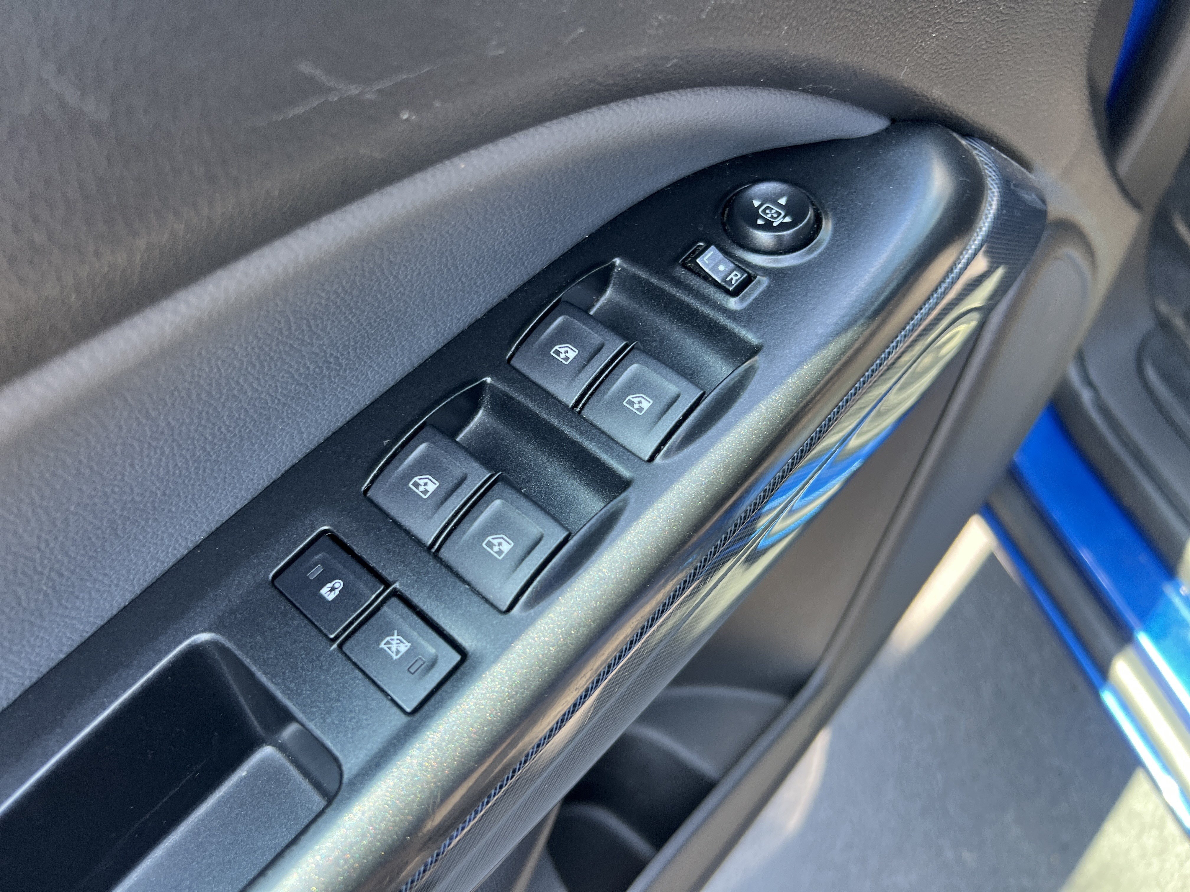 Used 2018 Chevrolet Colorado Z71 AWD/4WD image 15