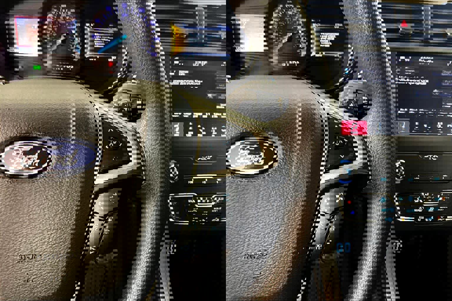 Used 2019 Ford Fusion SE image 24