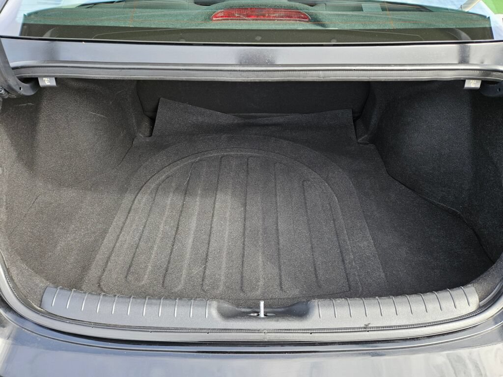 Used 2021 Hyundai Elantra SEL FWD image 9