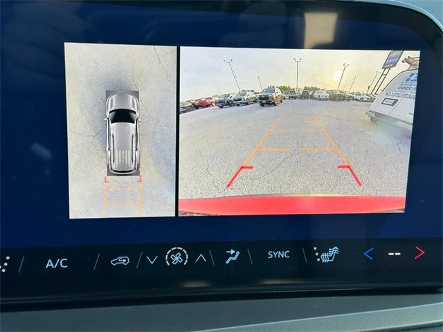 New 2026 Chevrolet Traverse LT w/ Sun and Wheel Package image 16