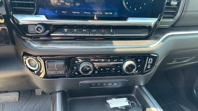 Used 2024 Chevrolet Silverado 3500 LTZ w/ LTZ Plus Package AWD/4WD image 14