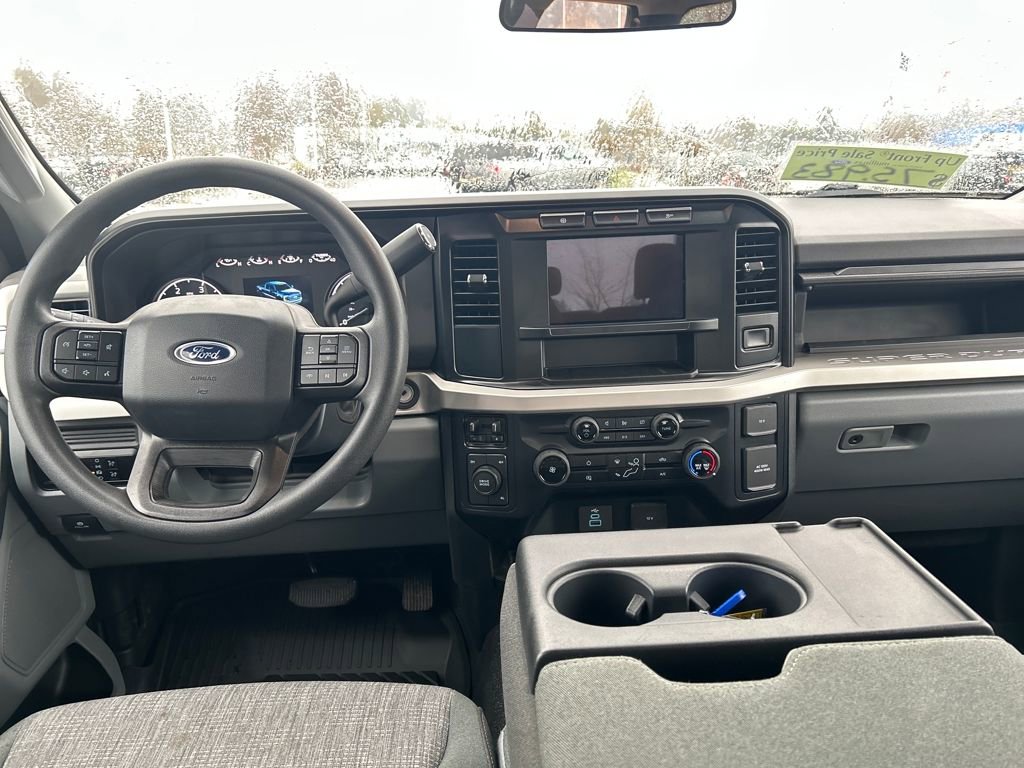 Used 2024 Ford F450 XLT image 6