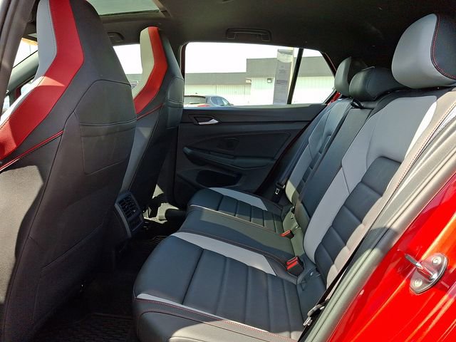 Used 2024 Volkswagen GTI SE FWD image 10