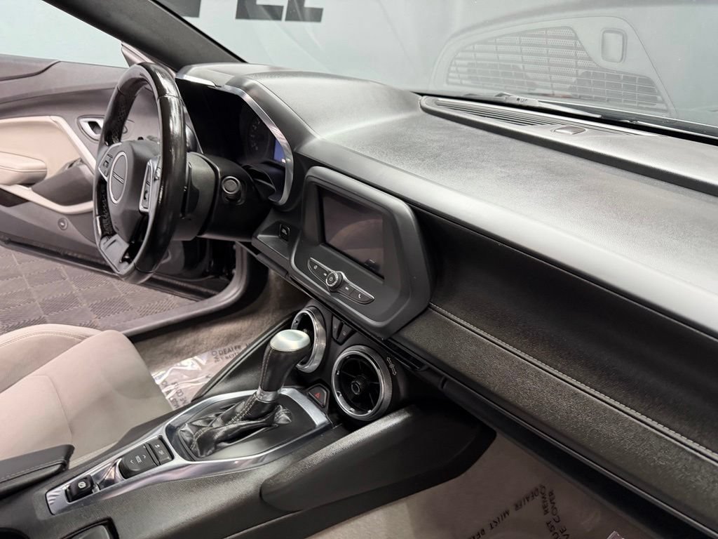 Used 2023 Chevrolet Camaro LT RWD image 39