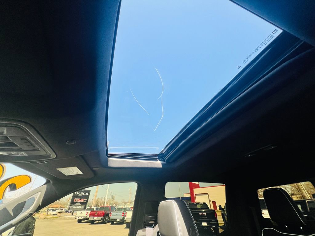 Used 2024 GMC Sierra 1500 AT4X image 29