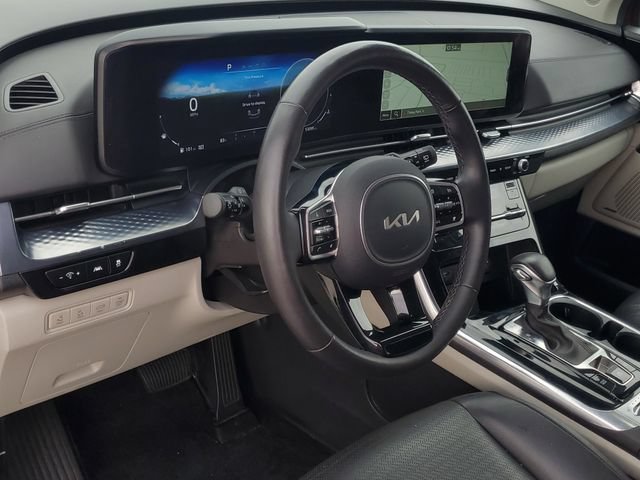 Certified 2024 Kia Carnival SX Prestige FWD image 16