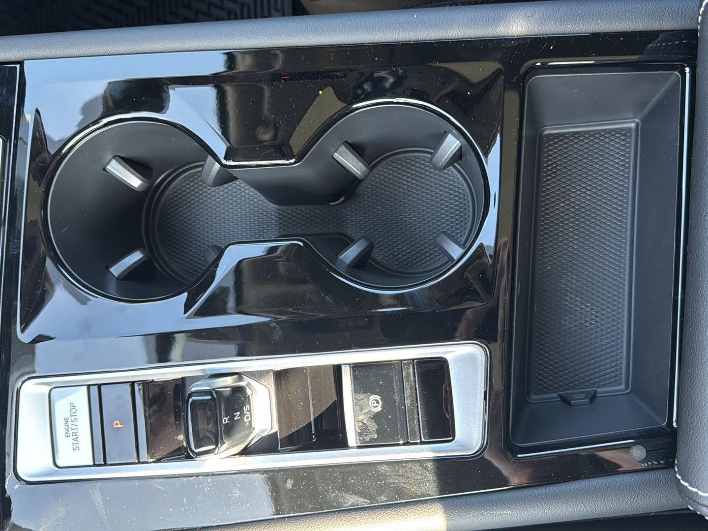 New 2026 Volkswagen Atlas SE image 19