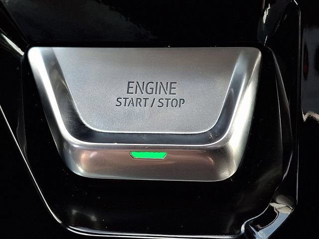 Used 2024 GMC Sierra 1500 Denali AWD/4WD image 24