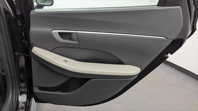 Used 2025 Hyundai Sonata SEL FWD image 19