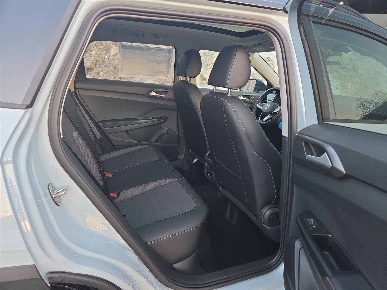 New 2026 Volkswagen Taos SE AWD/4WD image 31