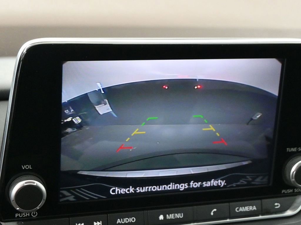 Used 2023 Nissan Rogue S image 23